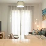 Apartment Modern With Sea & Mountain Views At Small Oasis Manilva