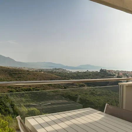 Modern With Sea & Mountain Views At Small Oasis *