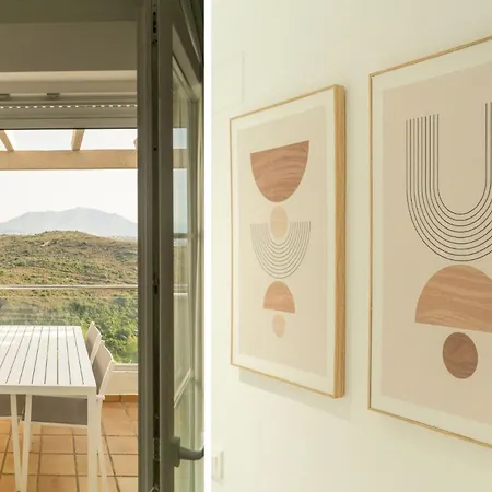 Apartment Modern With Sea & Mountain Views At Small Oasis